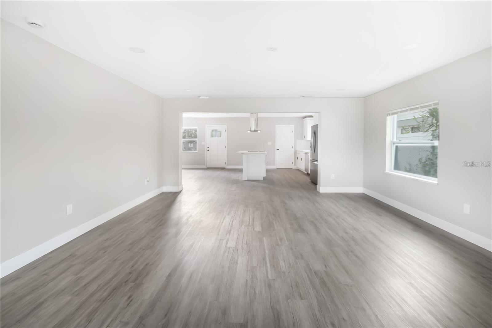BLOSSOM LAKE VILLAGE SEC 2 - Residential Lease