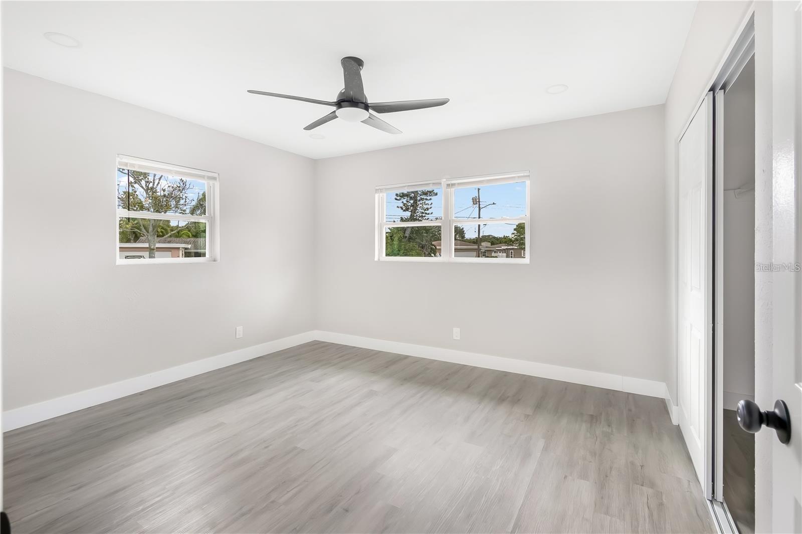 BLOSSOM LAKE VILLAGE SEC 2 - Residential Lease