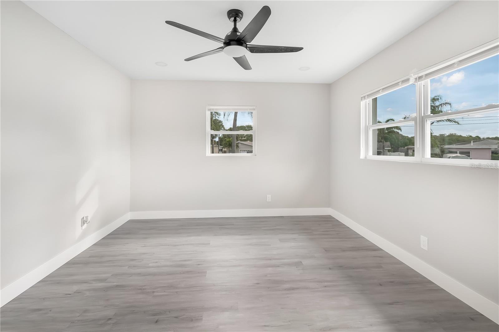 BLOSSOM LAKE VILLAGE SEC 2 - Residential Lease