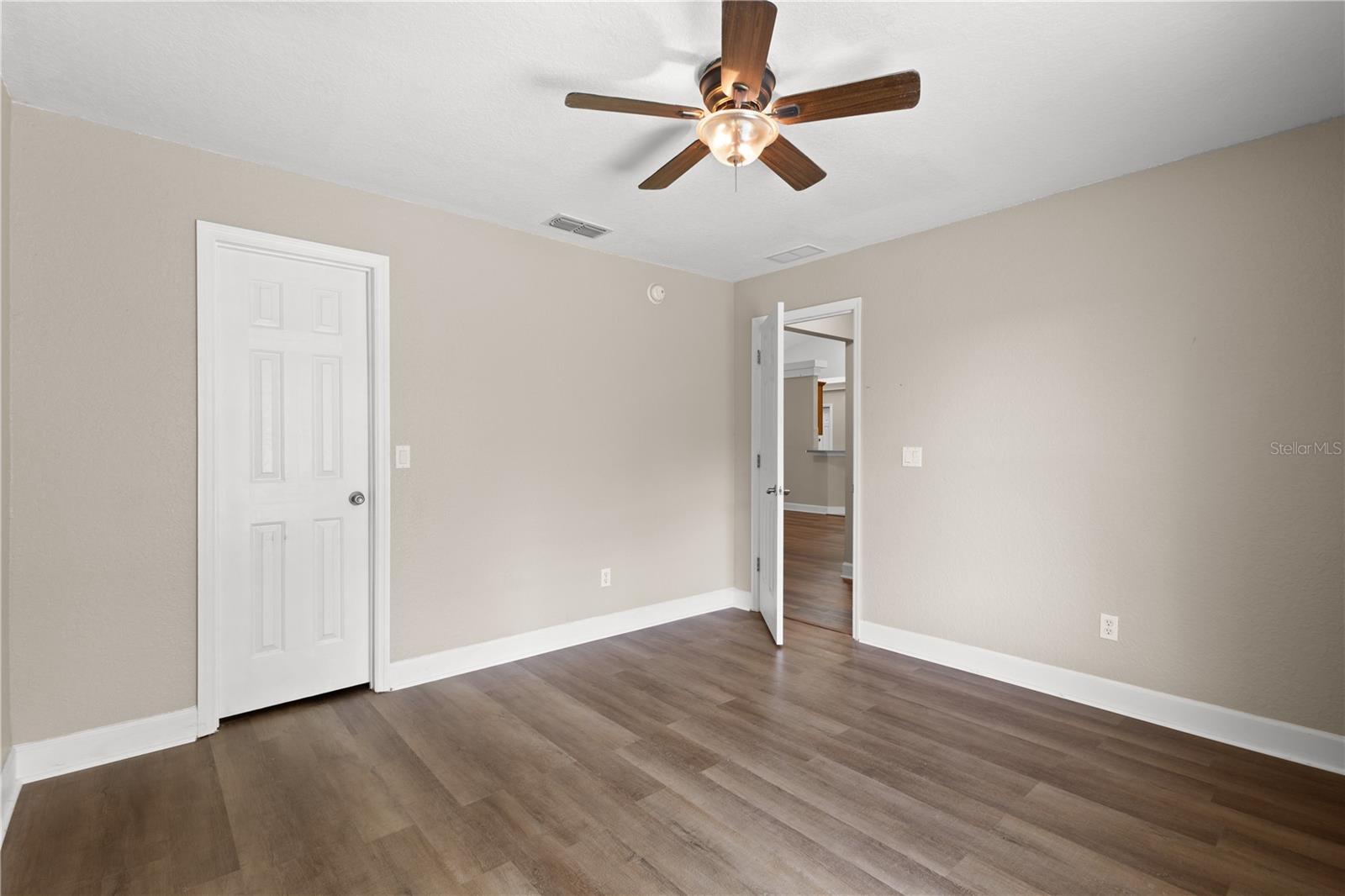 KINGSLAND COUNTRY ESTATE - Residential