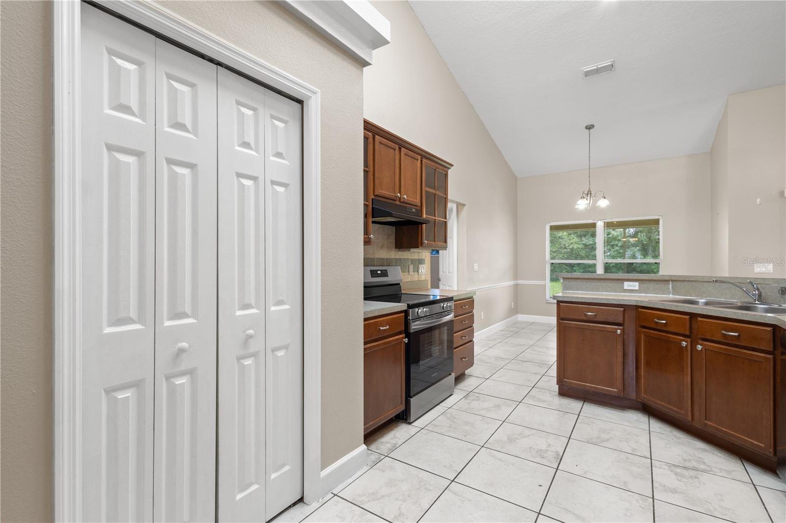 KINGSLAND COUNTRY ESTATE - Residential