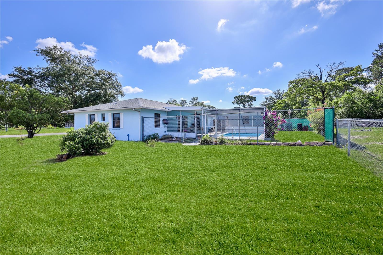 SPRING HILL - Residential