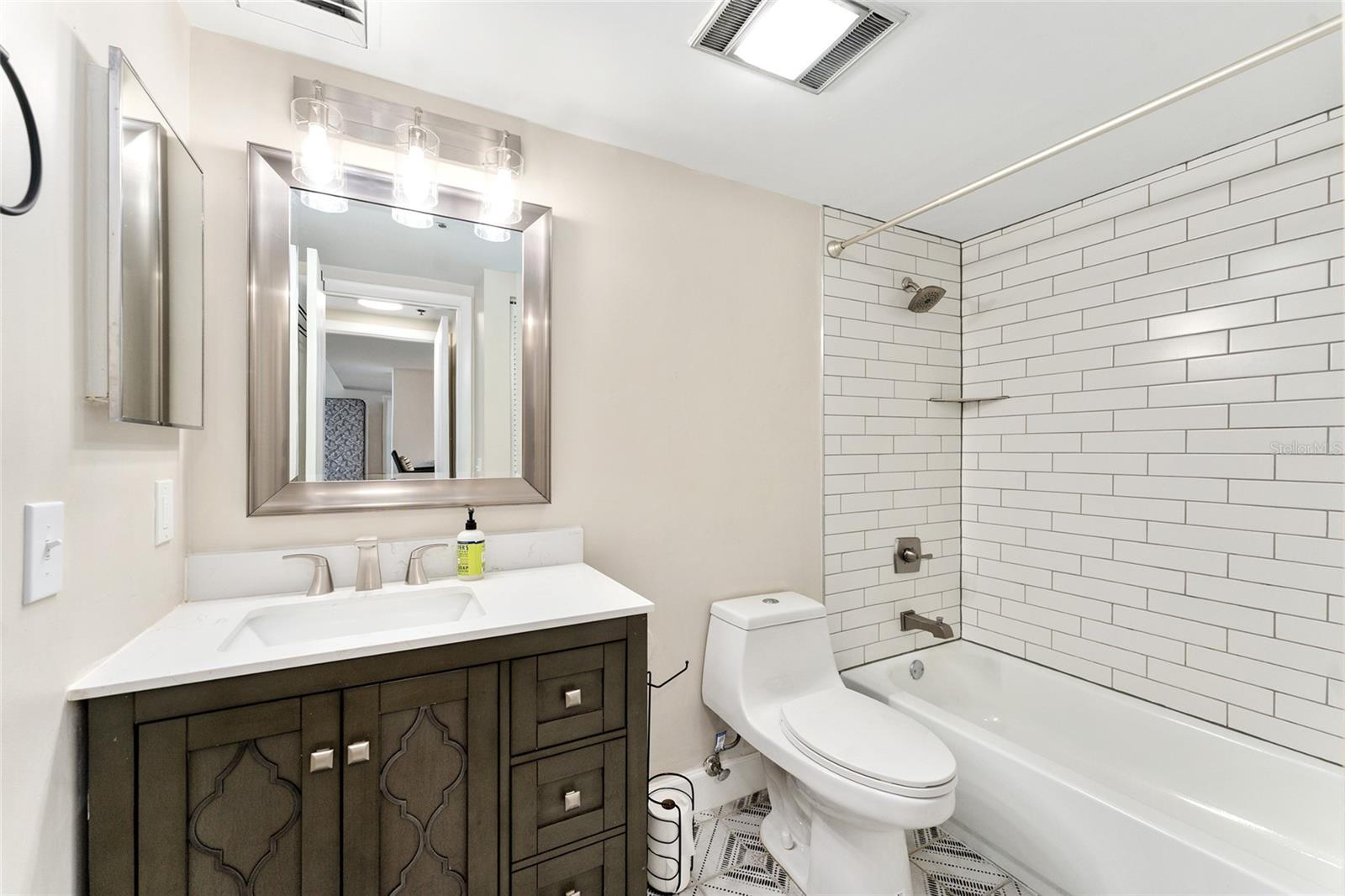 SEAGLE BUILDING - Residential