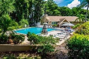 HIGHLAND LAKES VILLAS ON THE GREEN - Residential