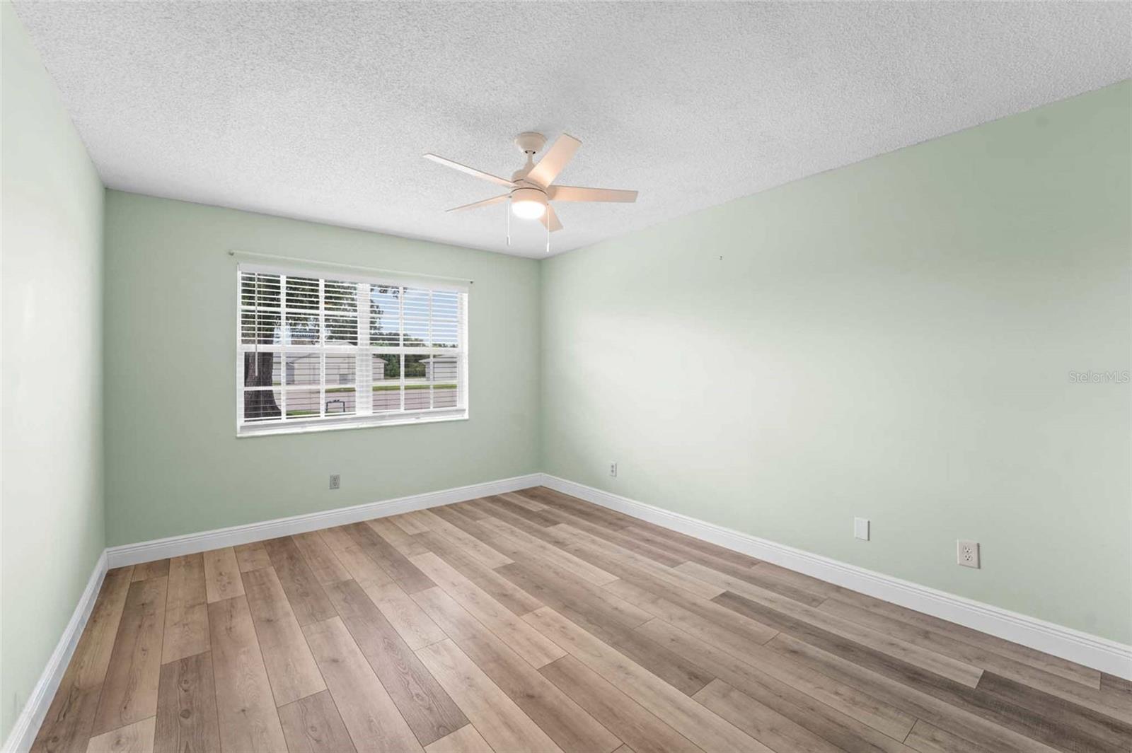 HIGHLAND LAKES VILLAS ON THE GREEN - Residential