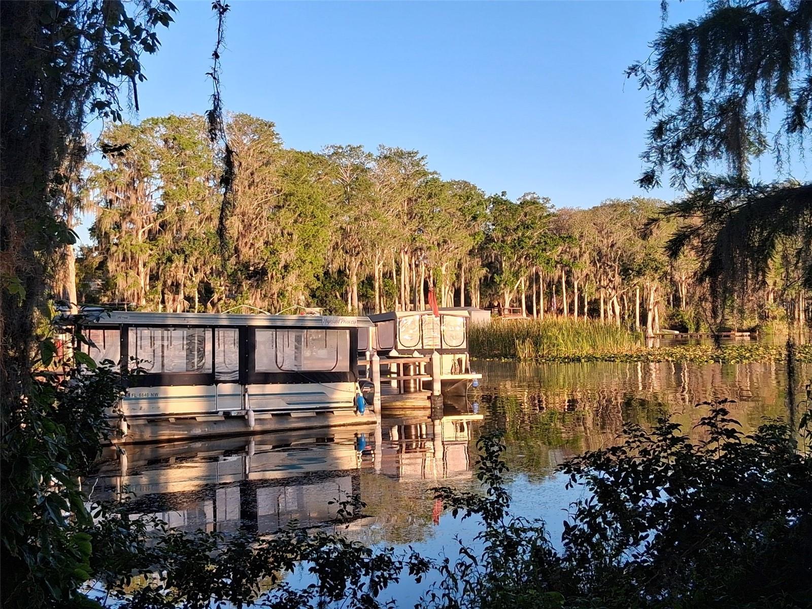 HIGHLAND LAKES VILLAS ON THE GREEN - Residential