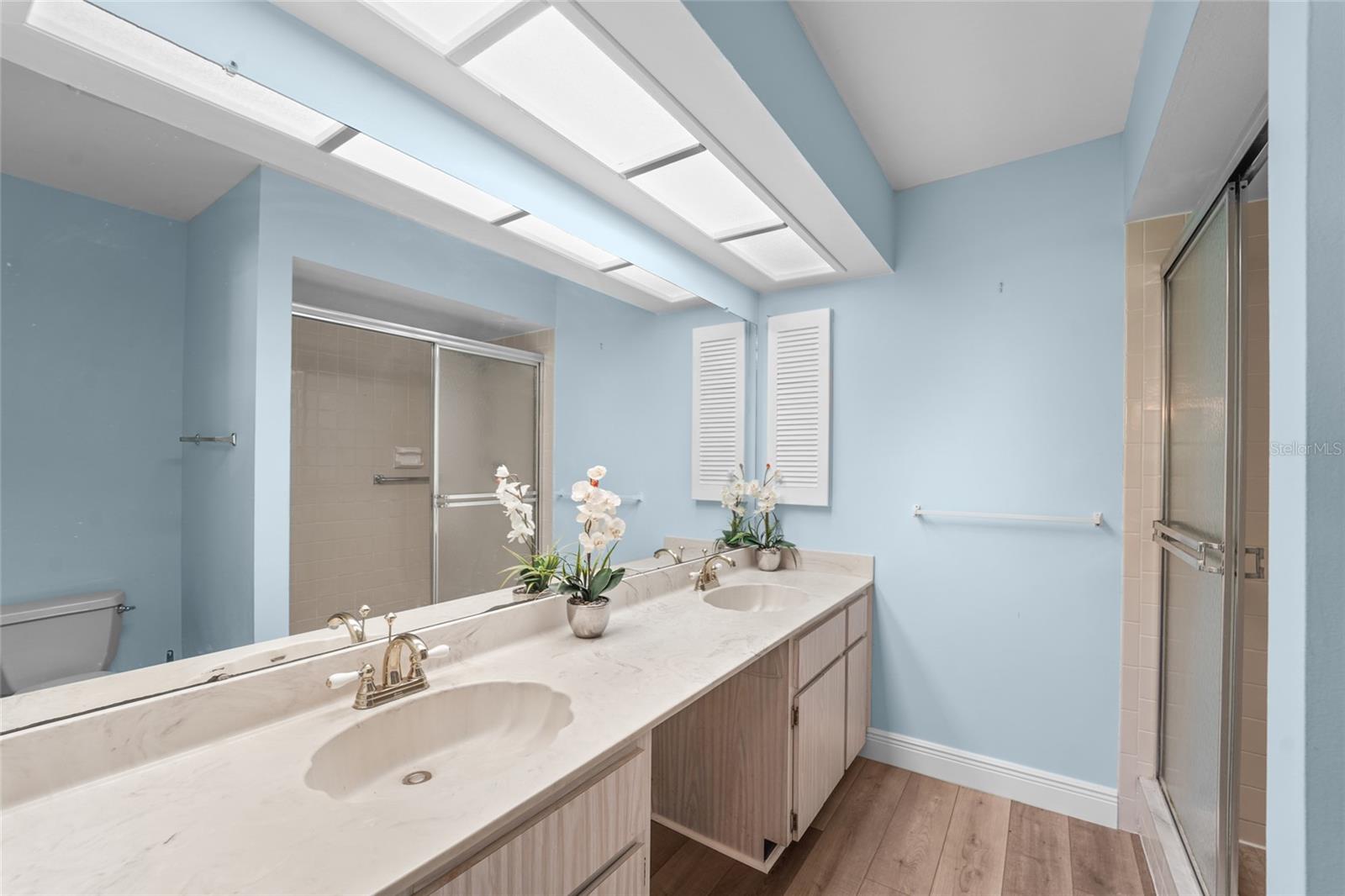 HIGHLAND LAKES VILLAS ON THE GREEN - Residential