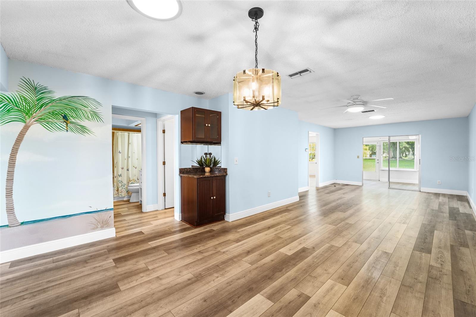 HIGHLAND LAKES VILLAS ON THE GREEN - Residential