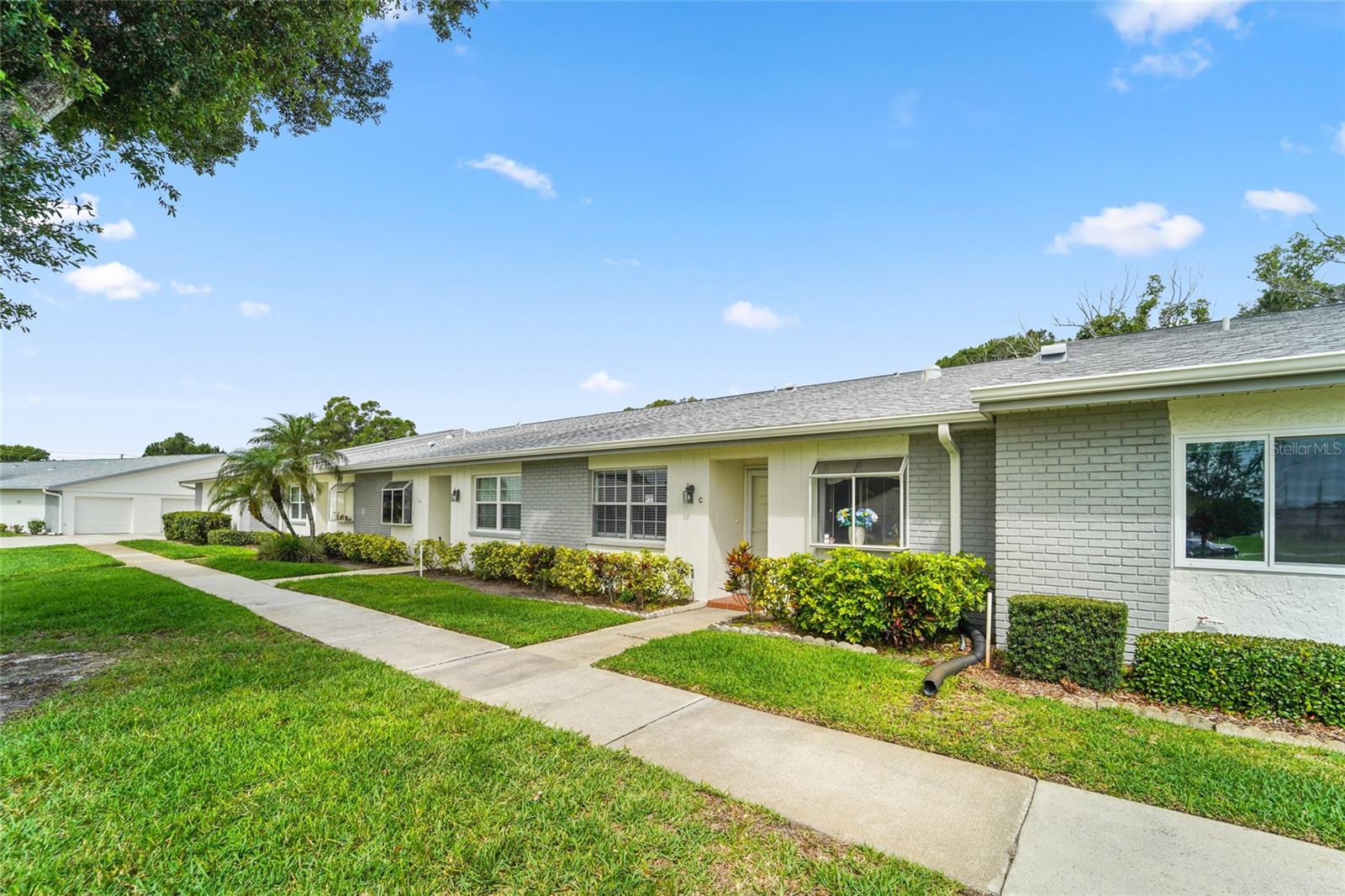 HIGHLAND LAKES VILLAS ON THE GREEN - Residential