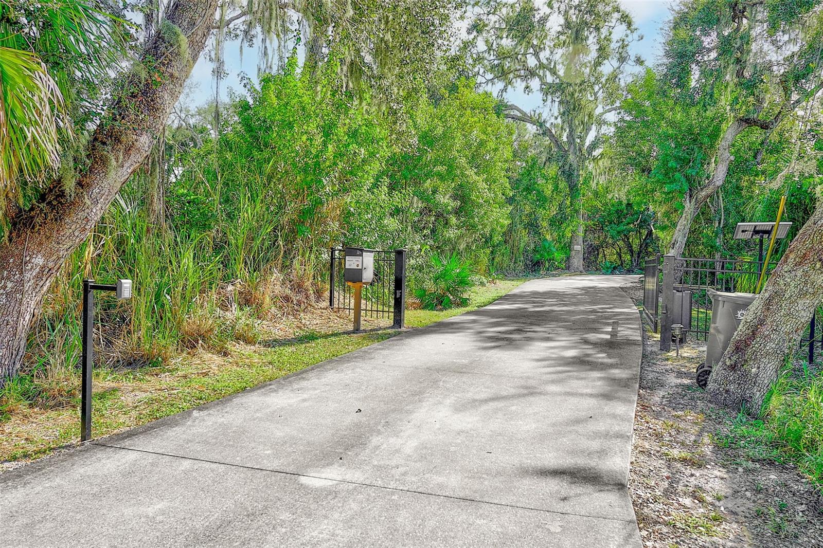 ACREAGE - Residential