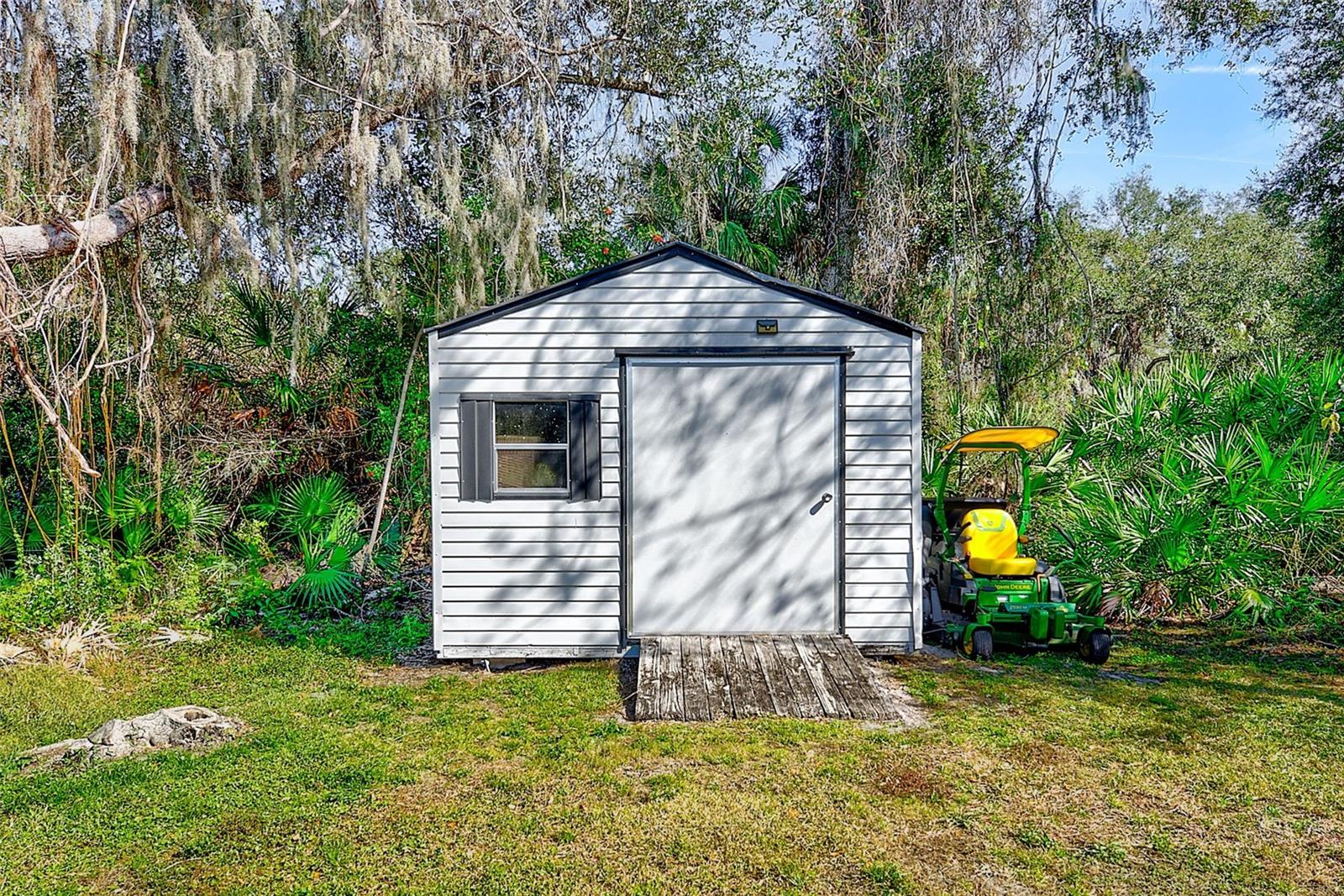 ACREAGE - Residential