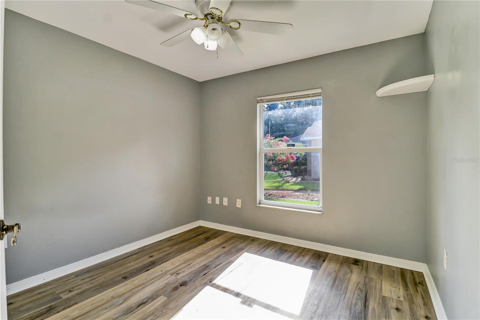 PINE ISLE - Residential