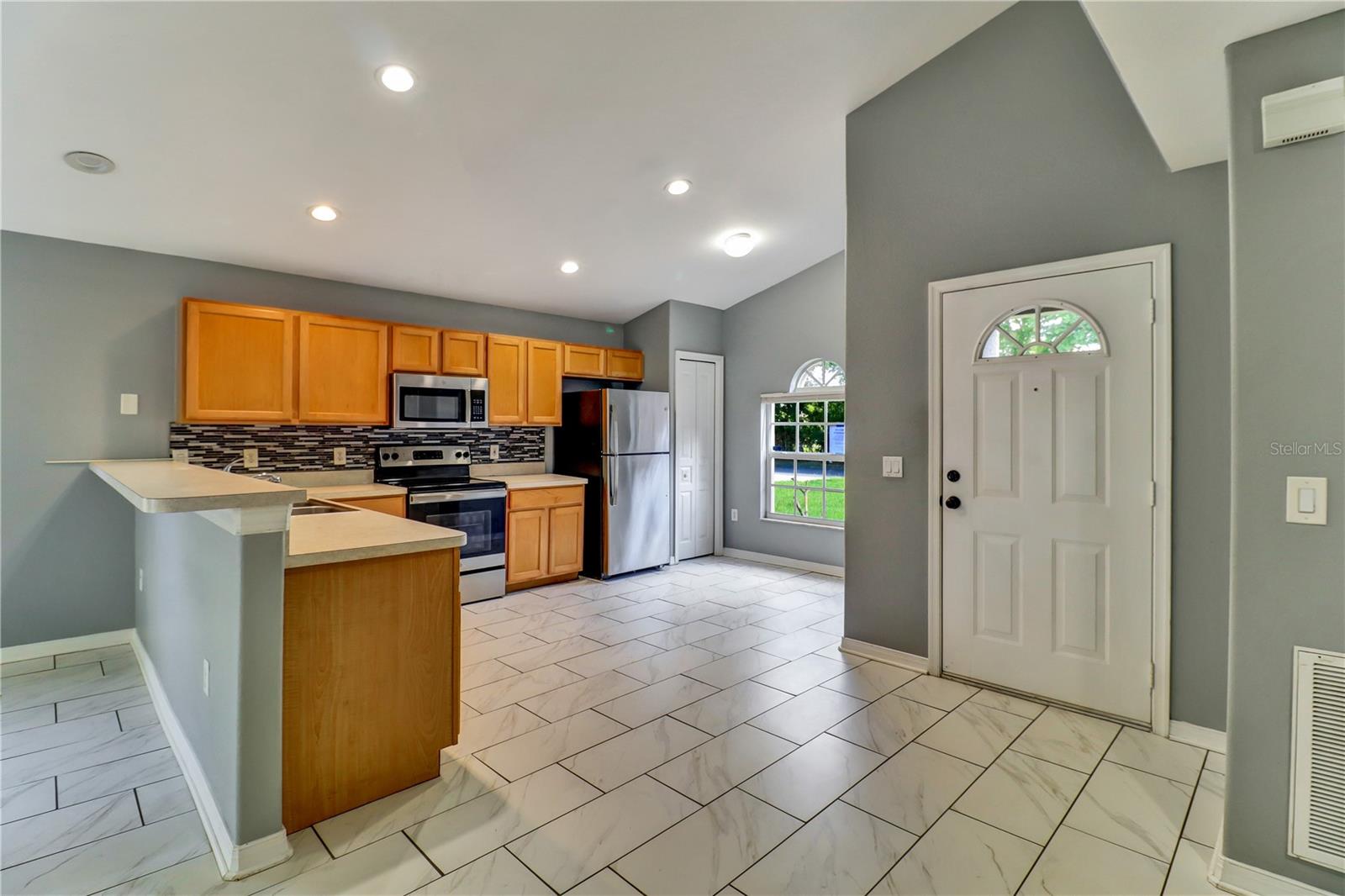 PINE ISLE - Residential