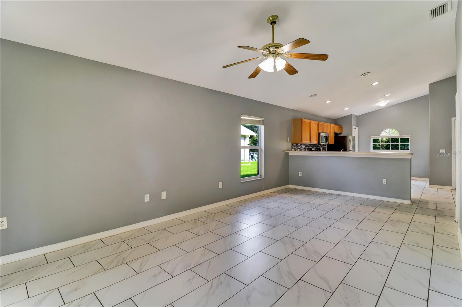 PINE ISLE - Residential