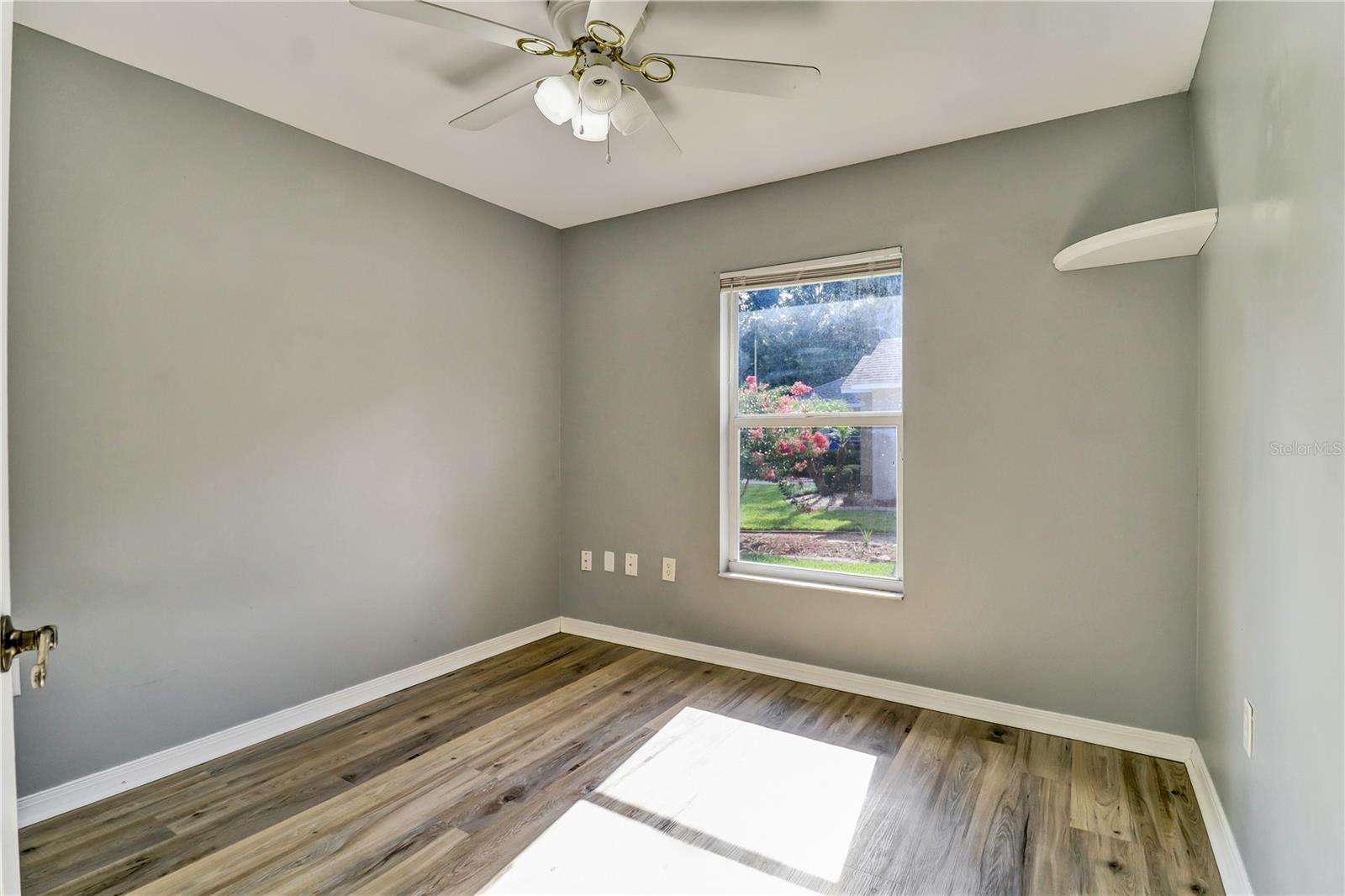 PINE ISLE - Residential