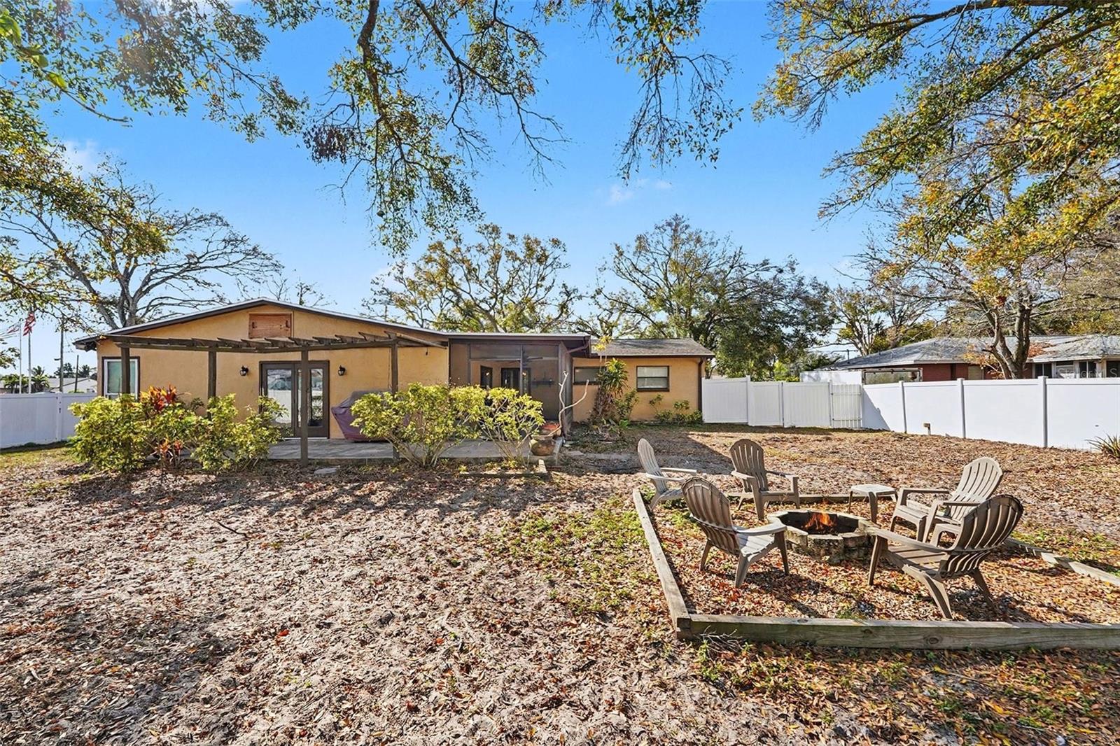 PINELLAS FARMS - Residential
