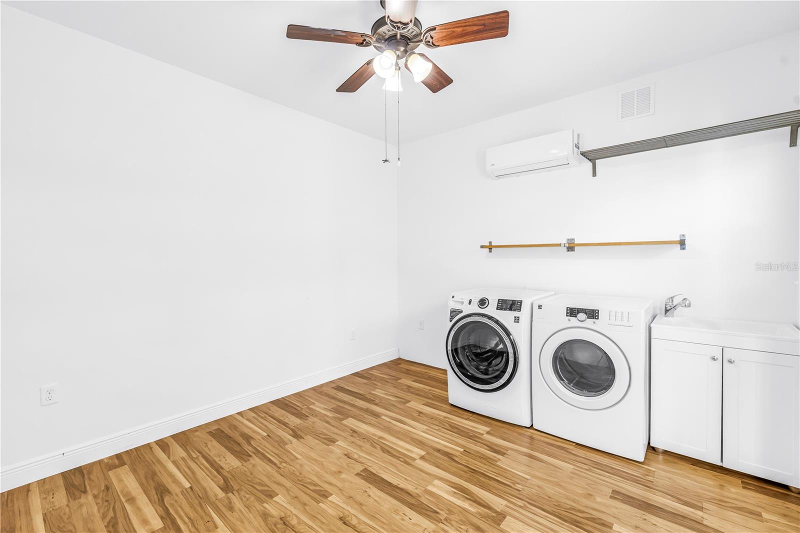 BAYVIEW ADD - Residential Lease