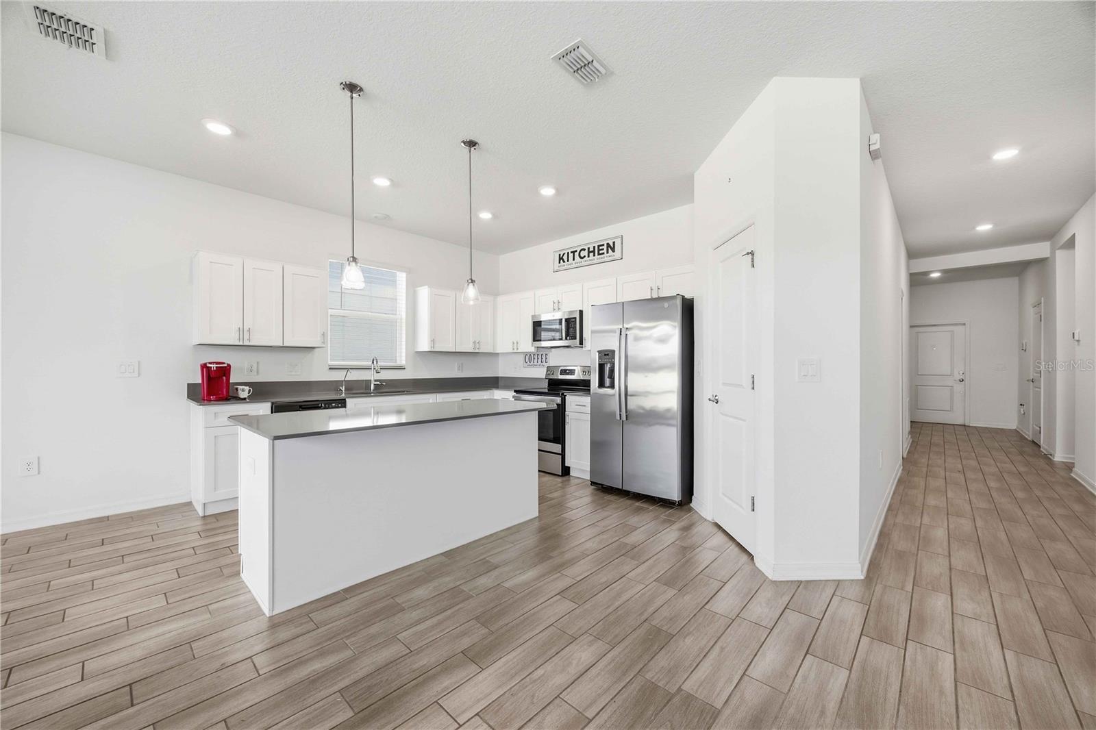 INMAN GROVES - Residential Lease