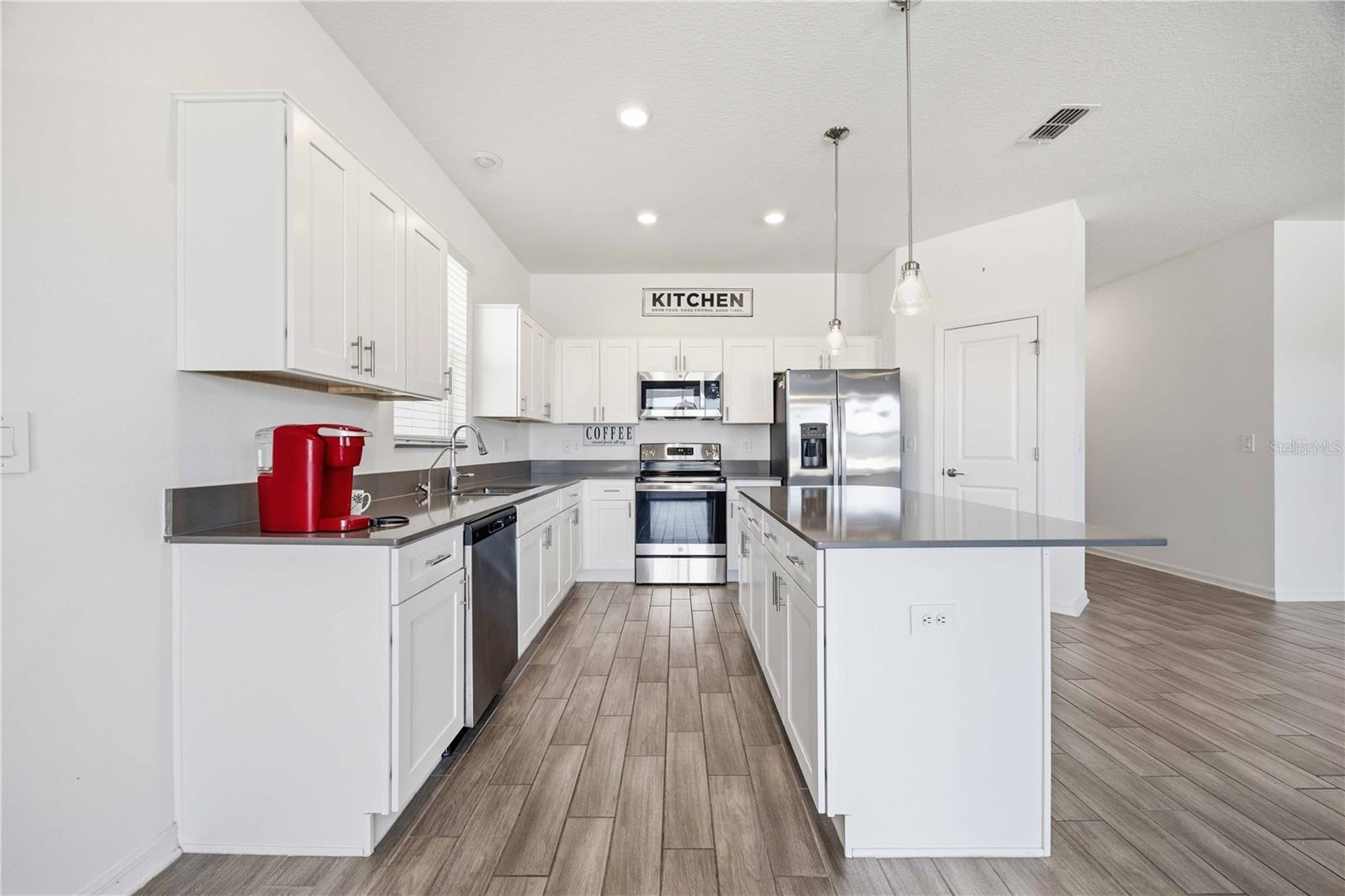 INMAN GROVES - Residential Lease