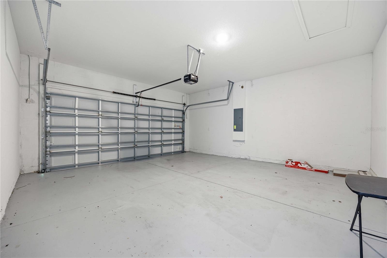 INMAN GROVES - Residential Lease