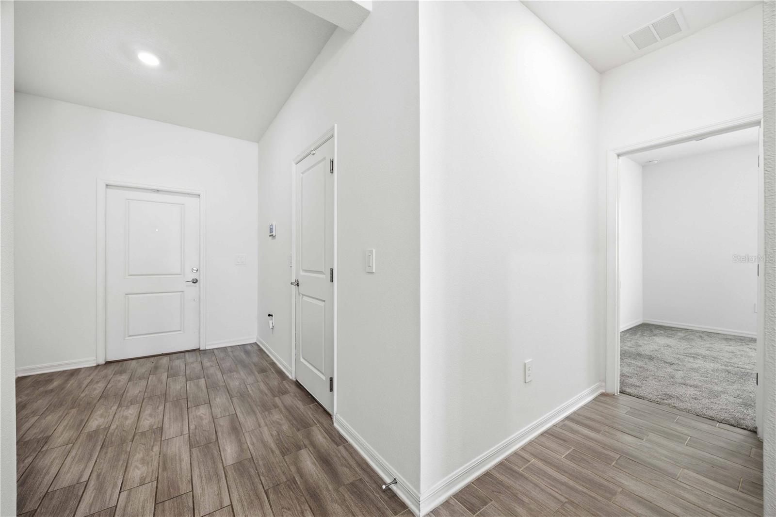 INMAN GROVES - Residential Lease