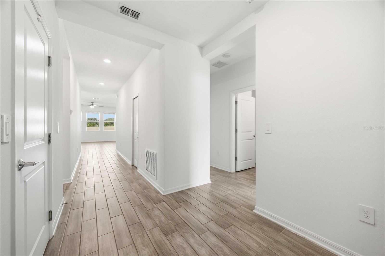 INMAN GROVES - Residential Lease