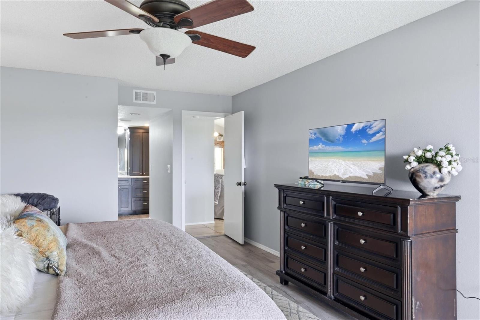EDGEWATER COVE AT PERICO 1 - Residential