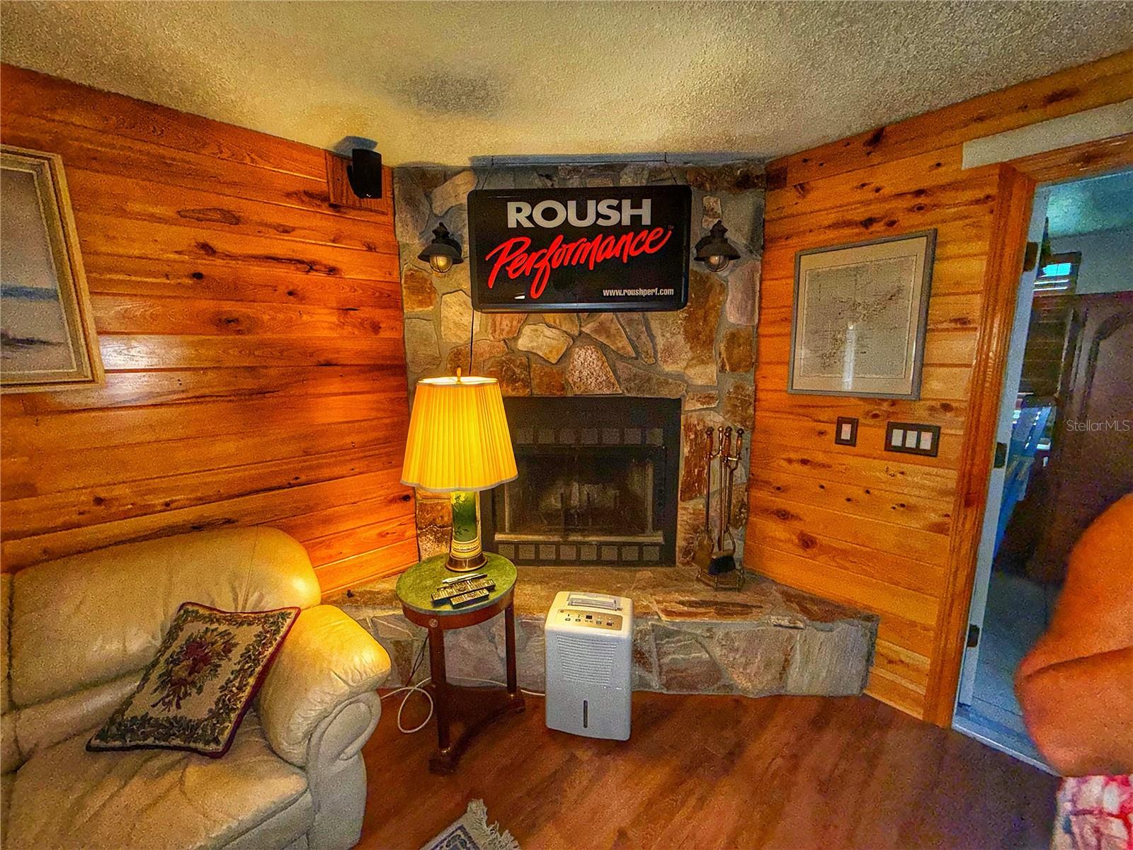 OUTDOOR RESORTS RIVER RANCH INN & COTTAGES A CONDO - Residential