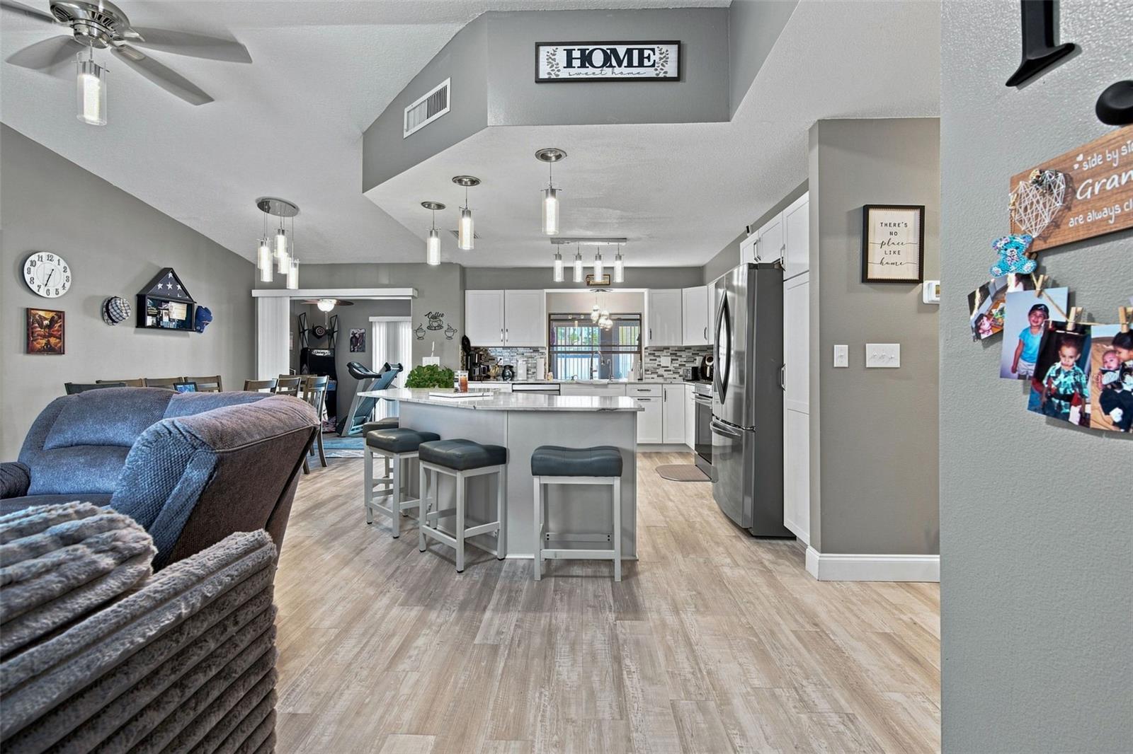 SPRING HILL - Residential