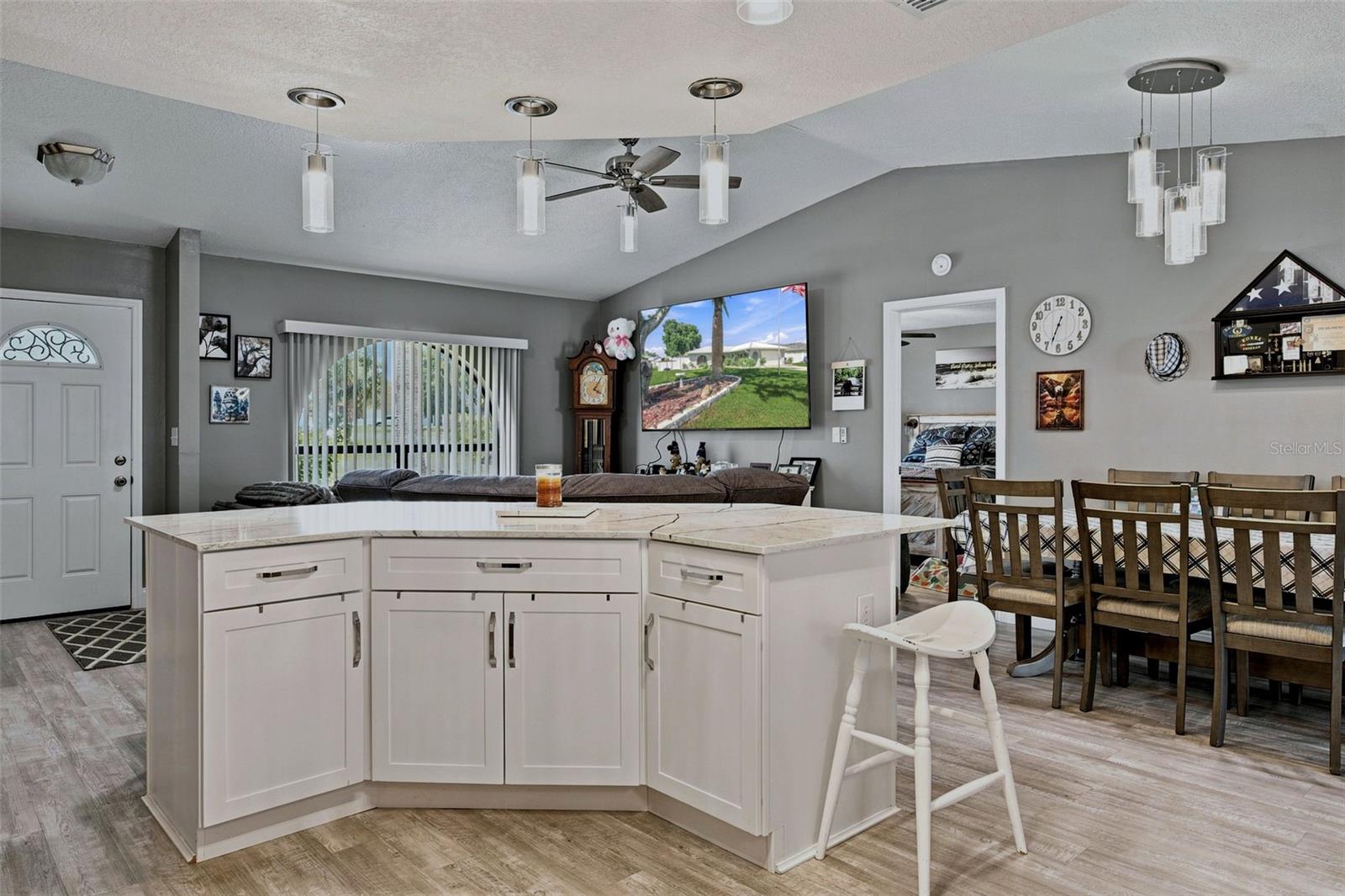 SPRING HILL - Residential