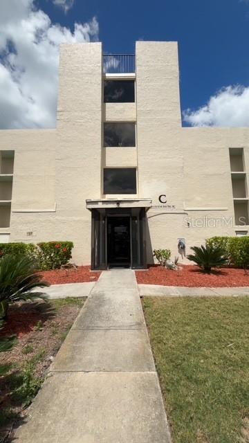 Welcome to this charming 2-bedroom, 2-bathroom condo located in the desirable El Conquistador Village community in Bradenton, FL. This unit offers a fantastic opportunity to create your own personalized space with just a little TLC—bring your vision and make it truly your own! The condo features a spacious layout, highlighted by a large enclosed back porch—perfect for relaxing or entertaining. This area also includes a convenient storage closet, ideal for keeping personal items, beach gear, and seasonal accessories neatly tucked away. Residents of El Conquistador Village enjoy access to a well-maintained clubhouse and a community pool, all set against the scenic backdrop of the beautiful IMG Academy Golf Club. The location is unbeatable, with easy access to US 41 and a wide variety of shopping, dining, and entertainment options nearby. Plus, you're just a short drive from some of Florida’s most stunning beaches! Whether you're looking for a seasonal getaway, investment property, or a place to call home, this condo is full of potential and perfectly positioned to enjoy the best of the Florida lifestyle.
