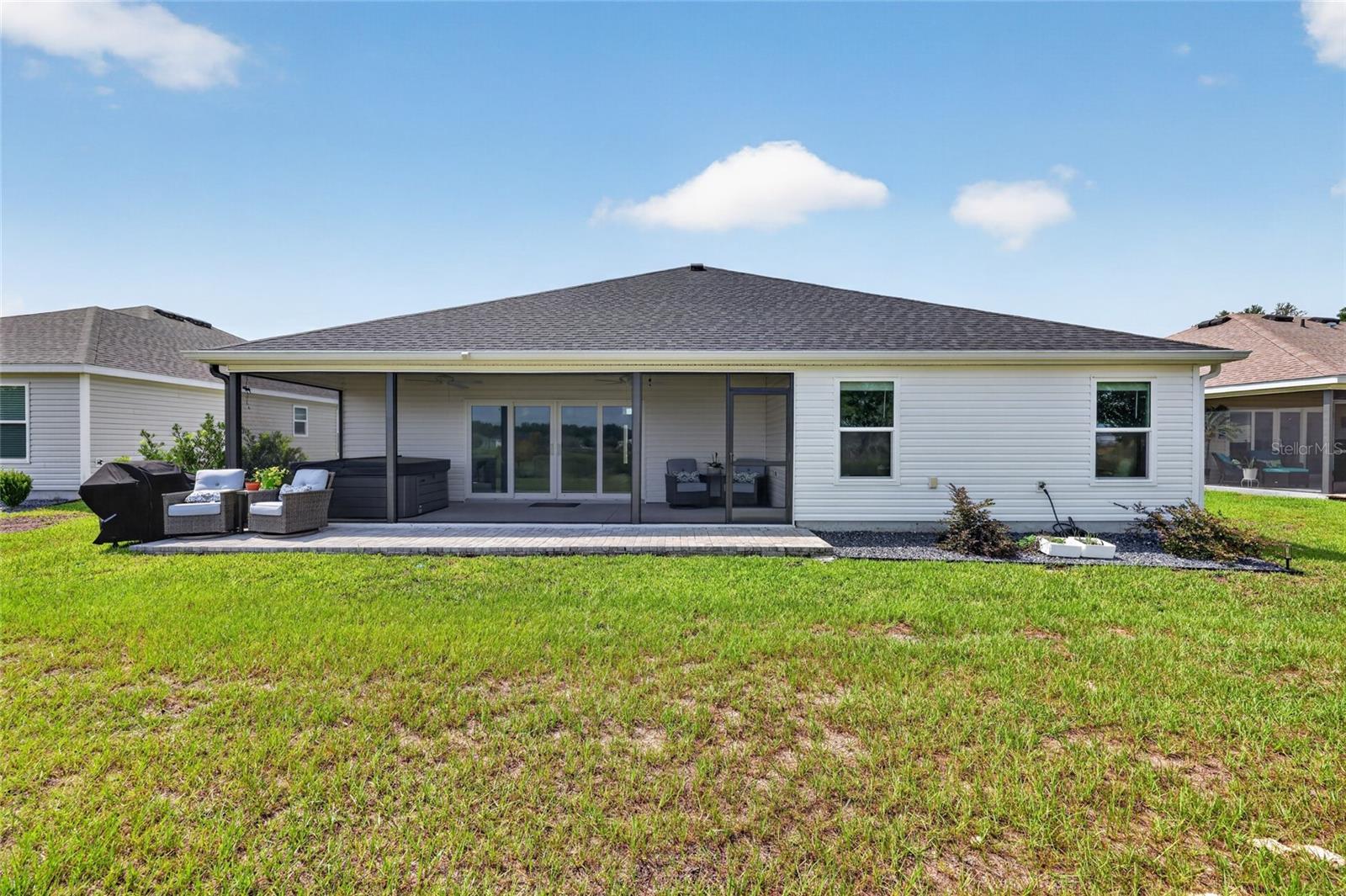 VILLAGES/WEST LAKE UN #74 - Residential