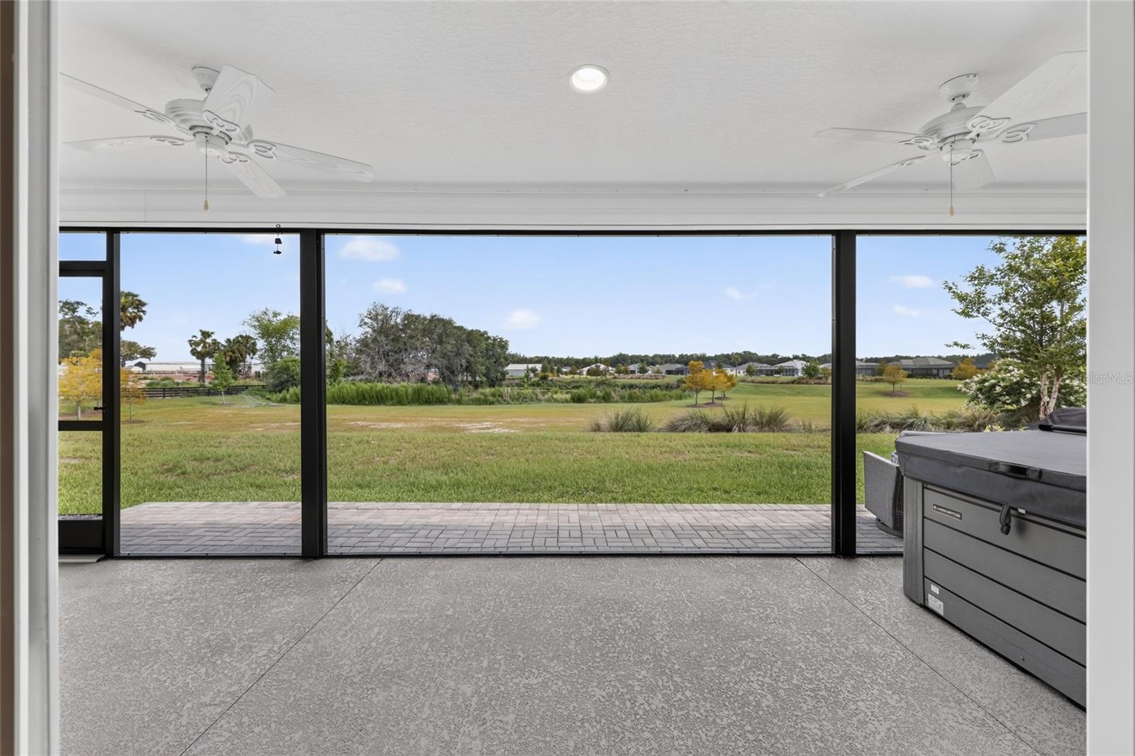 VILLAGES/WEST LAKE UN #74 - Residential