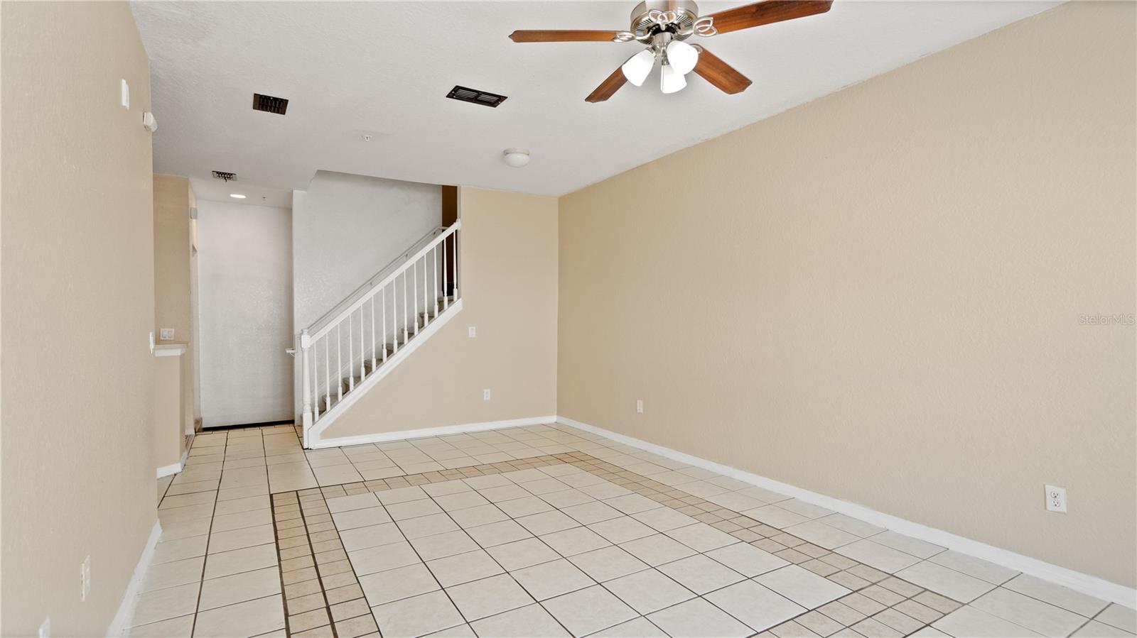 ESTATES AT PARK CENTRAL - Residential
