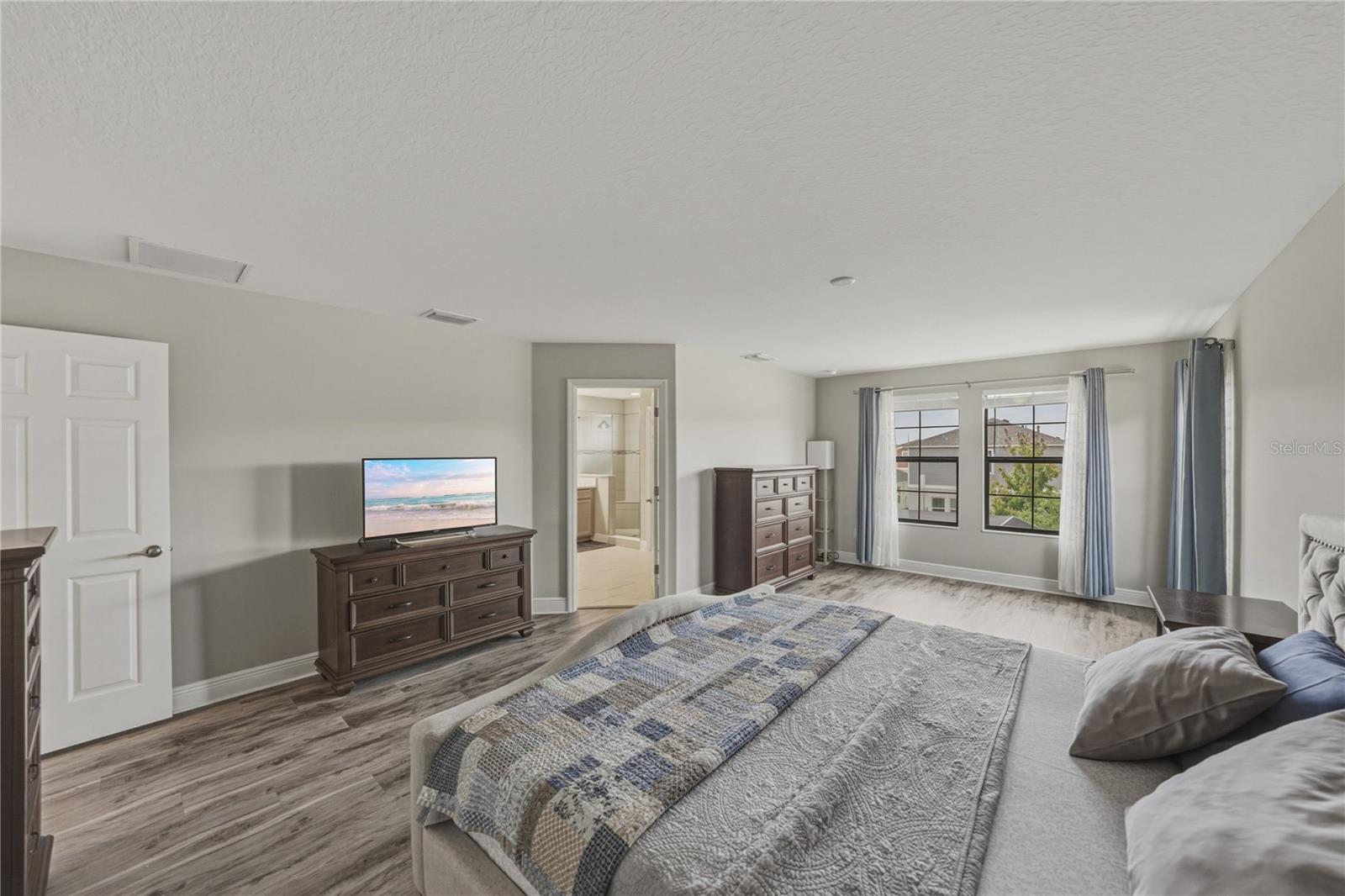 B & D HAWKSTONE PH I - Residential Lease