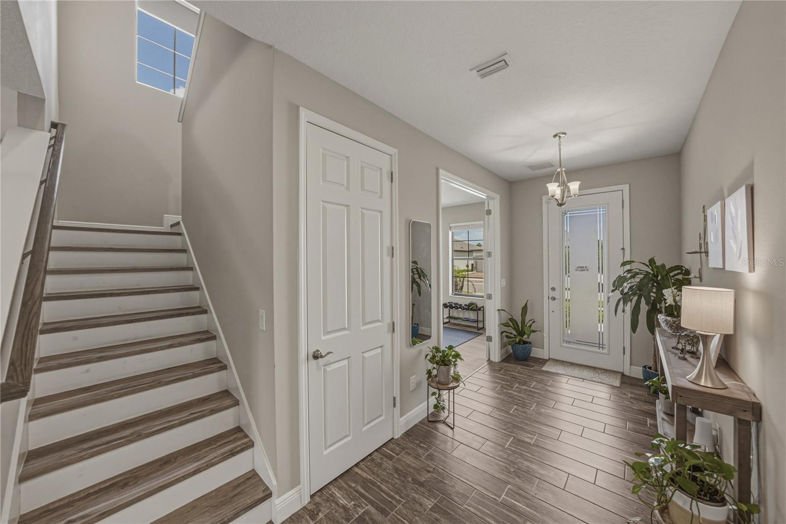 B & D HAWKSTONE PH I - Residential Lease