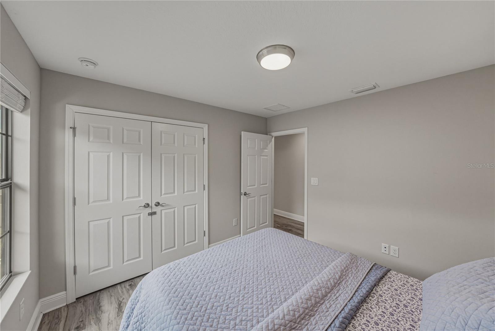 B & D HAWKSTONE PH I - Residential Lease