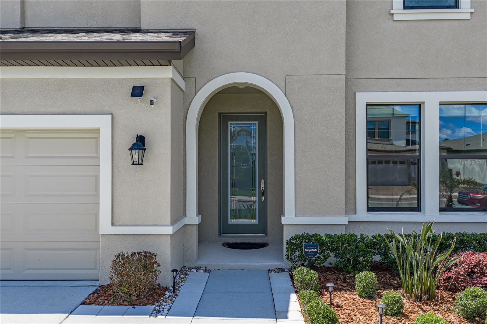 B & D HAWKSTONE PH I - Residential Lease