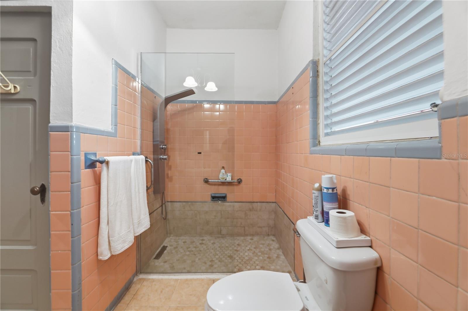 URB SANTA ISIDRA - Residential