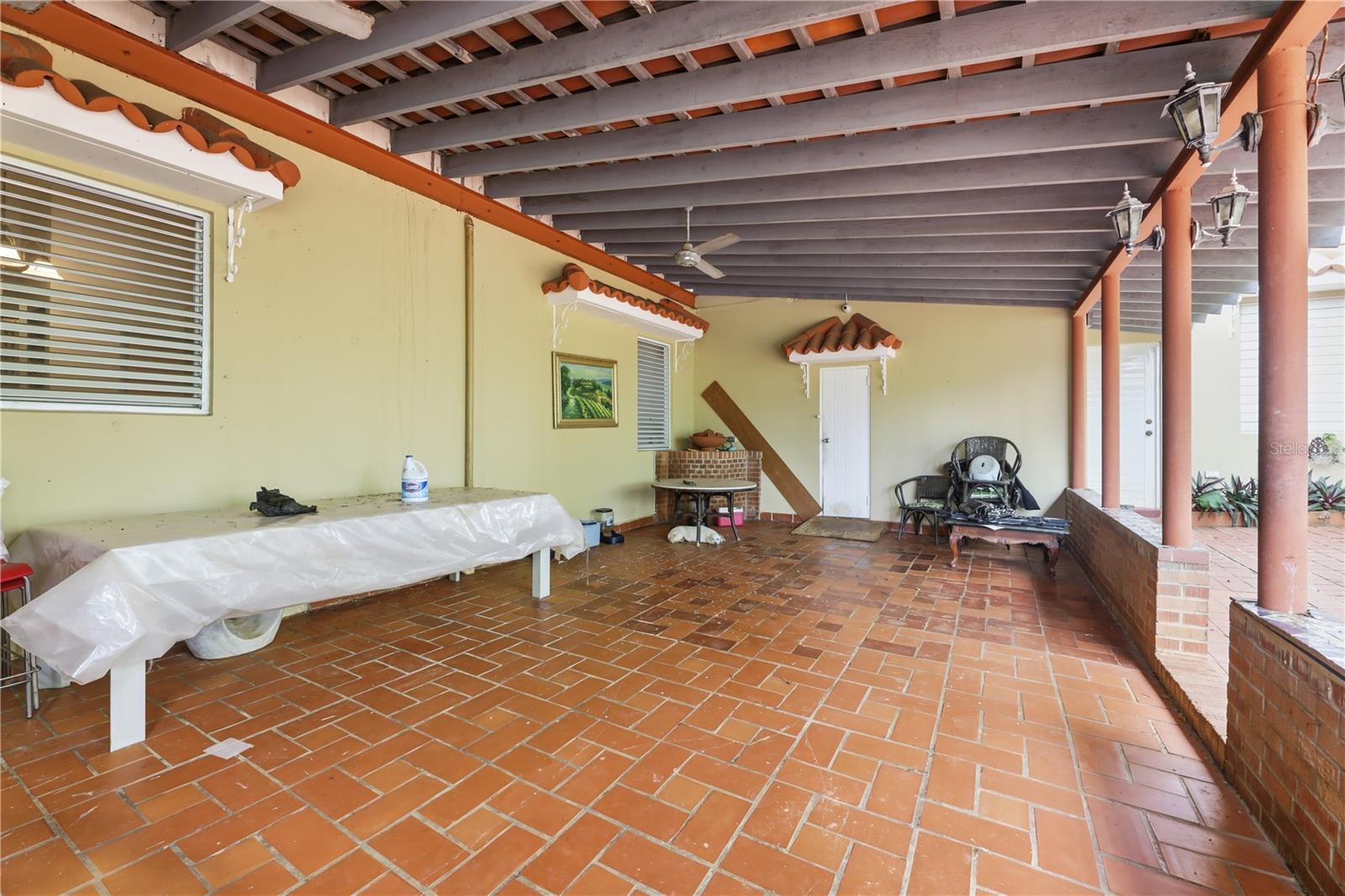 URB SANTA ISIDRA - Residential