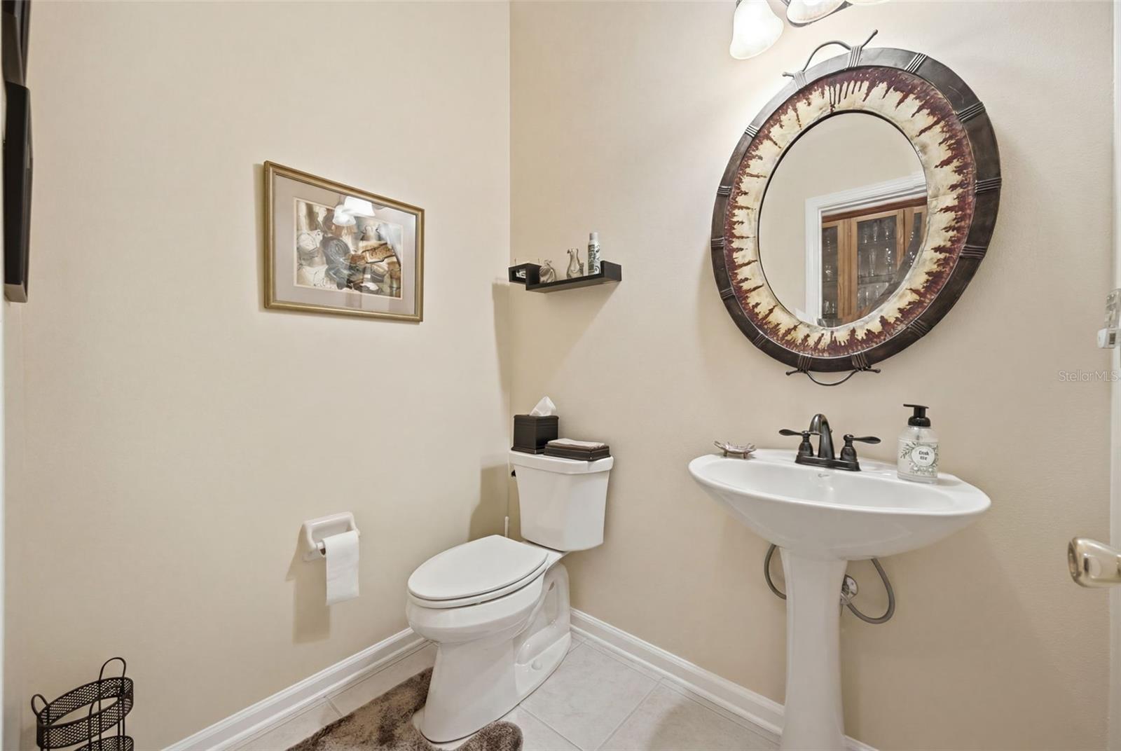 LEXINGTON OAKS VILLAGE 17 UNITS A & B - Residential
