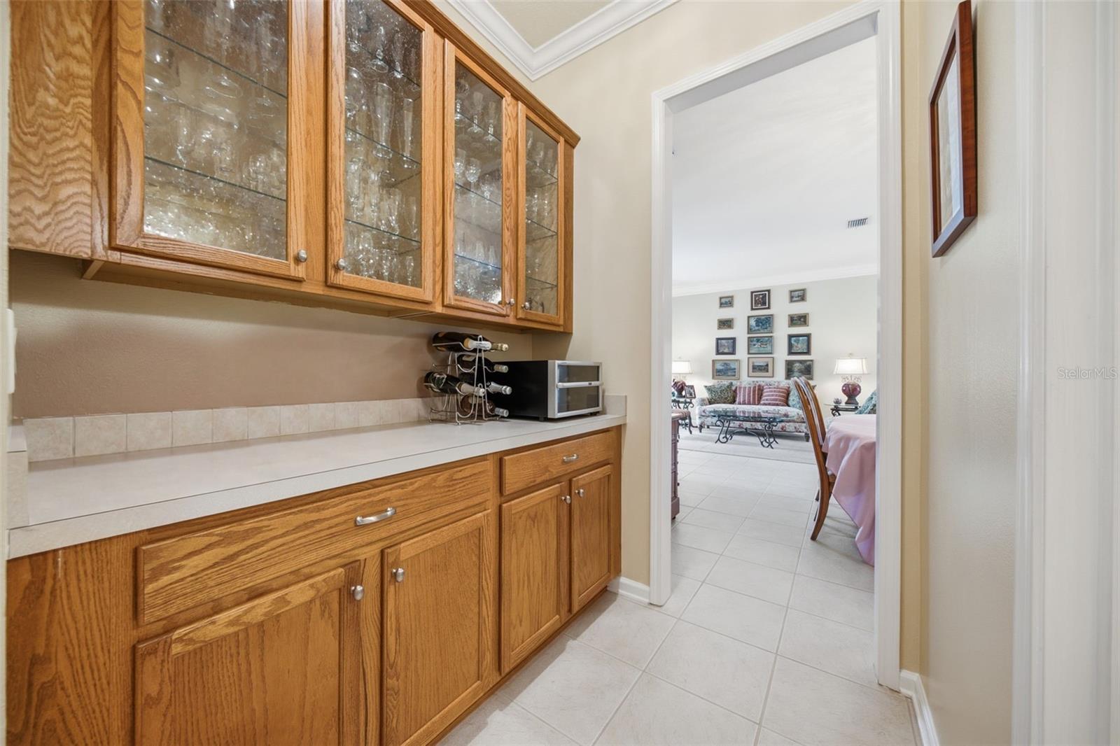 LEXINGTON OAKS VILLAGE 17 UNITS A & B - Residential
