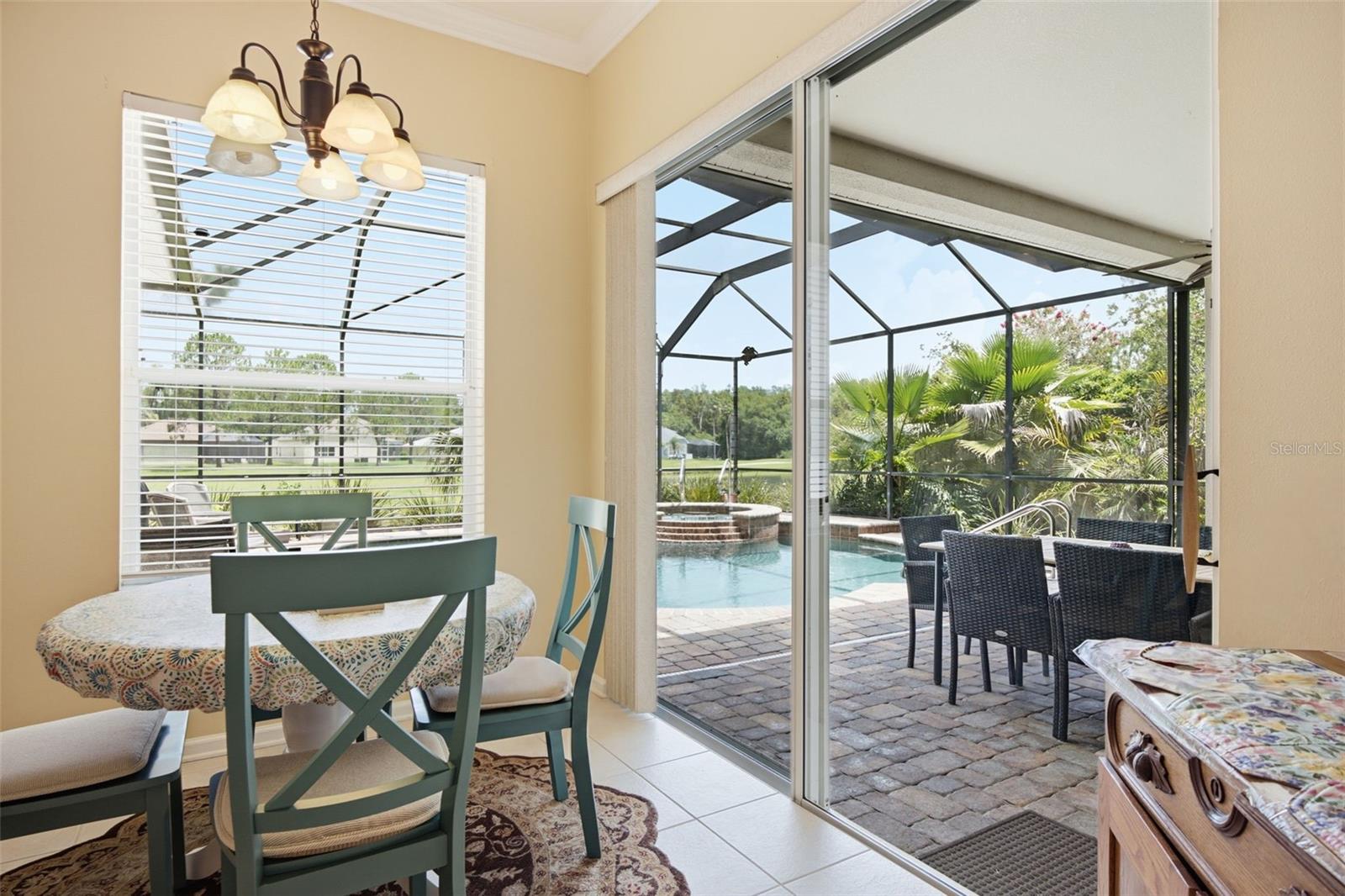 LEXINGTON OAKS VILLAGE 17 UNITS A & B - Residential