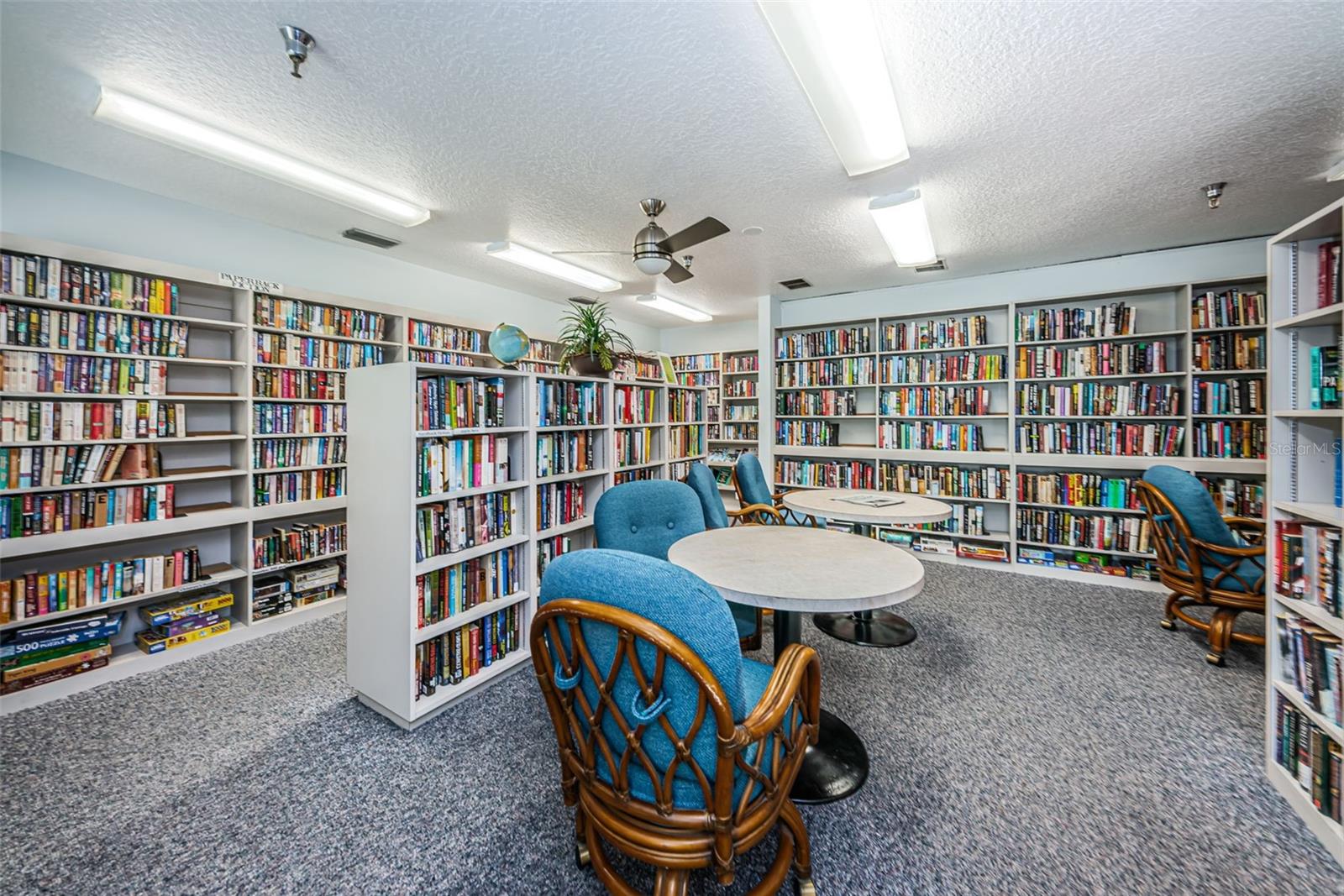 HARBOURSIDE CONDO - Residential