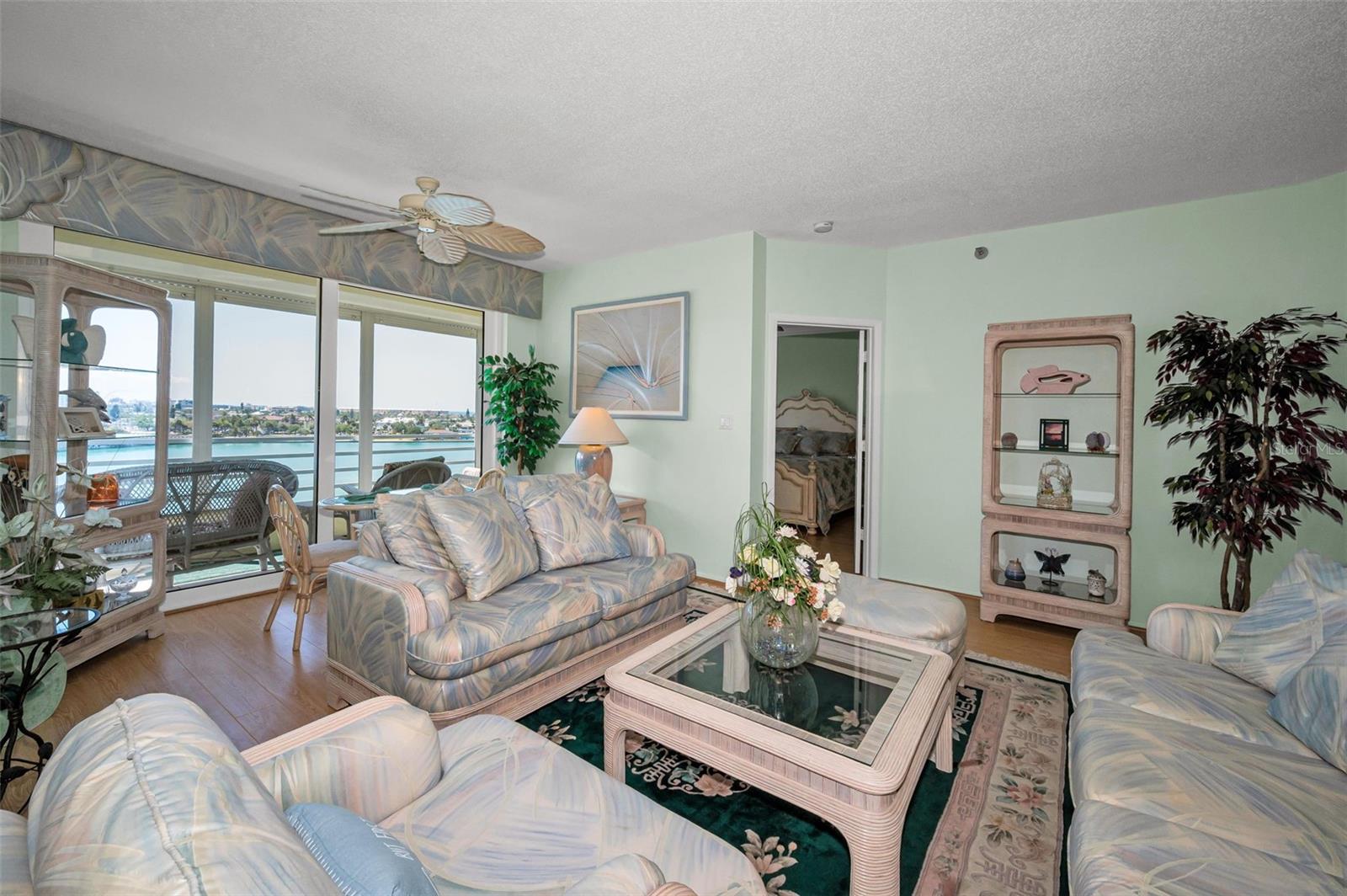 HARBOURSIDE CONDO - Residential