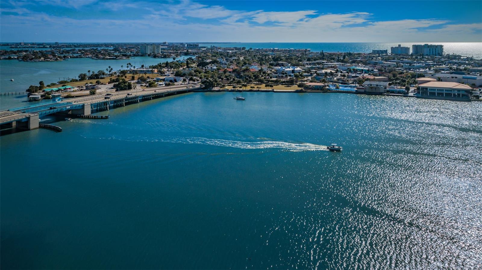 HARBOURSIDE CONDO - Residential