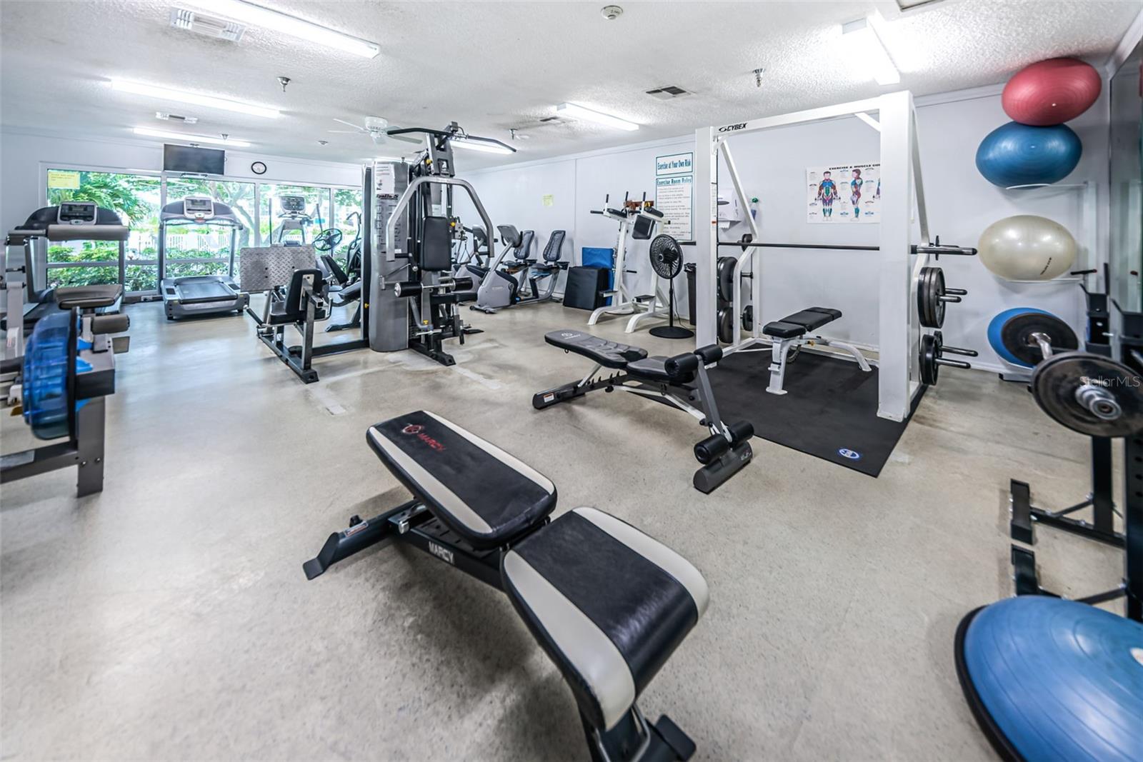 HARBOURSIDE CONDO - Residential