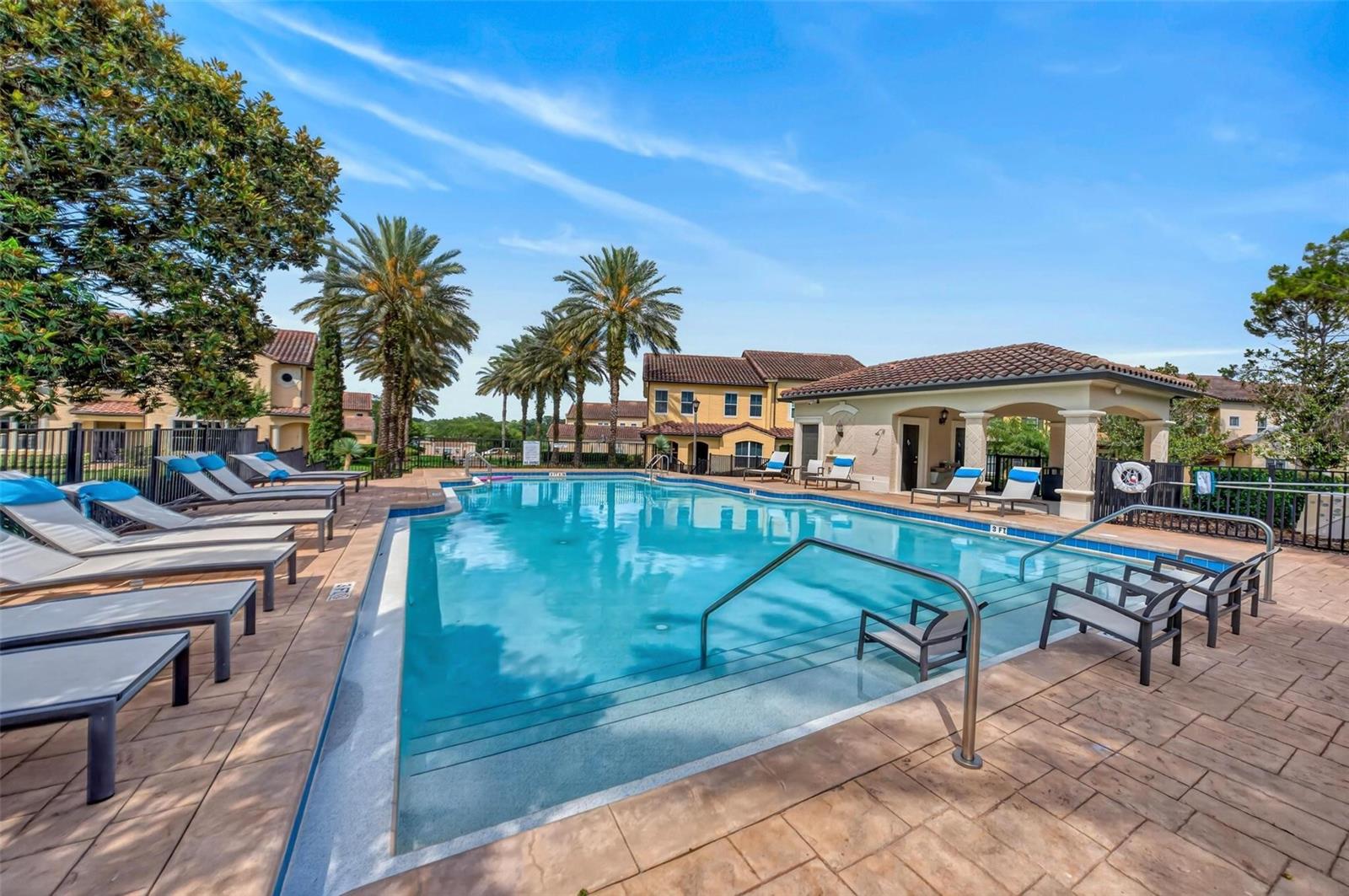 ENCLAVE AT MAITLAND - Residential