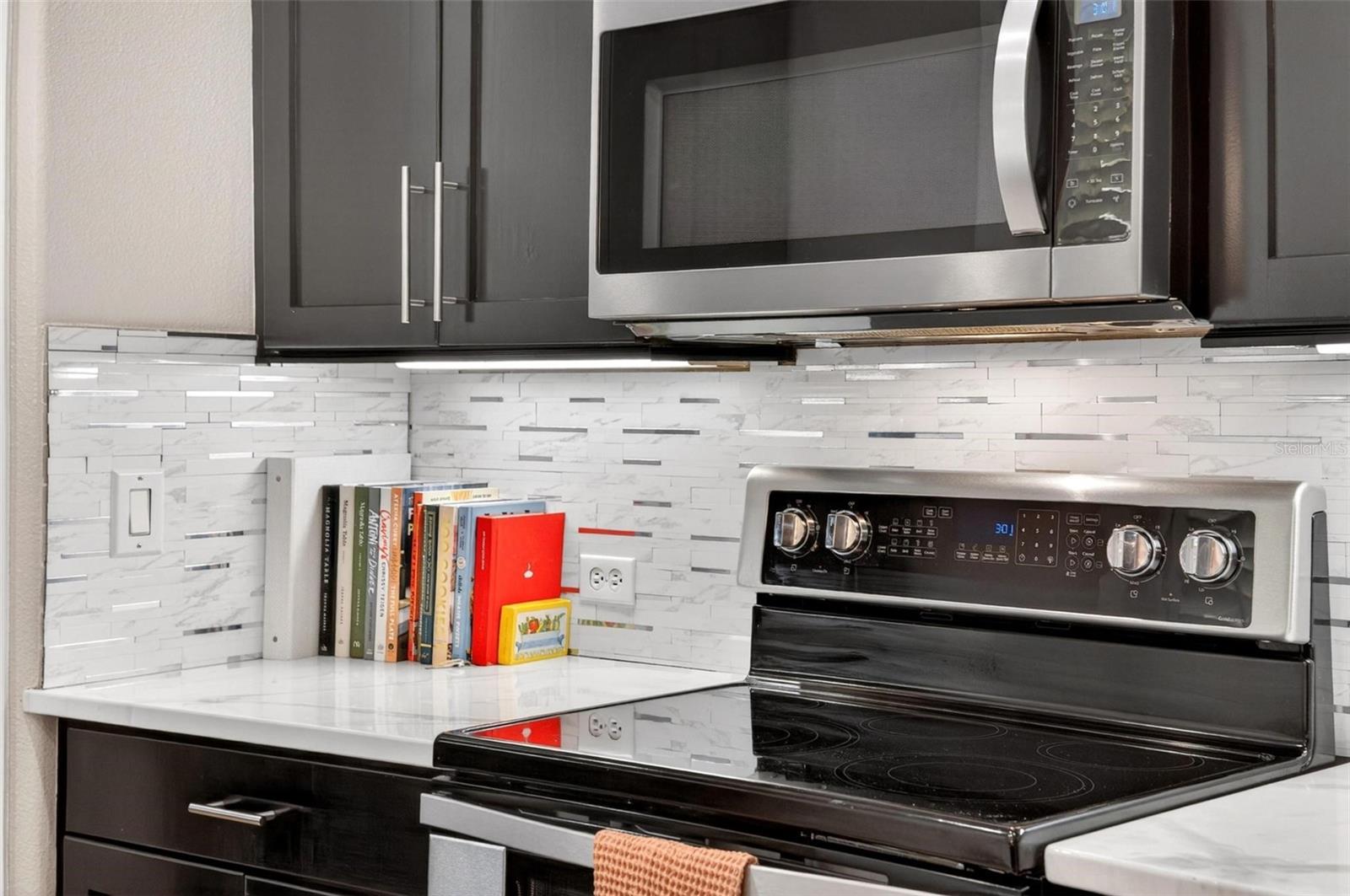 ENCLAVE AT MAITLAND - Residential