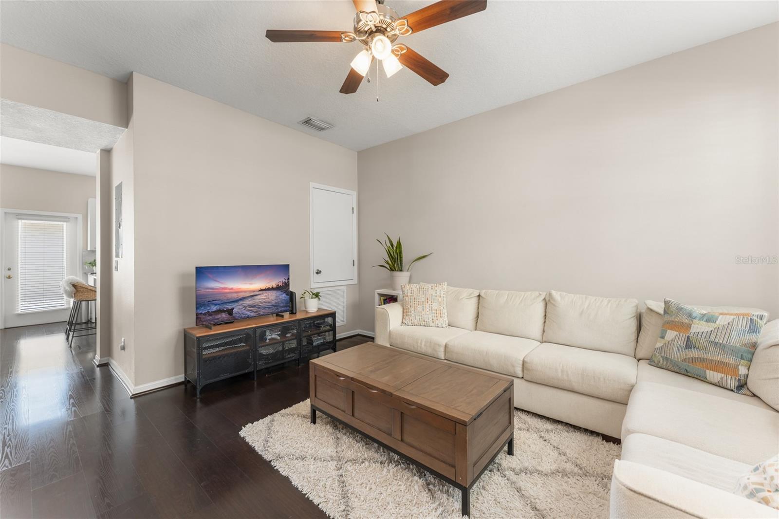 LAKES OF WINDERMERE - LAKE REAMS TOWNHOMES - Residential